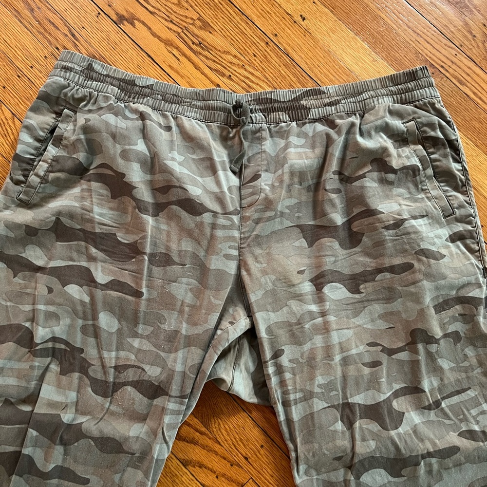 Caslon camouflage, cropped pants - Picture 3 of 5